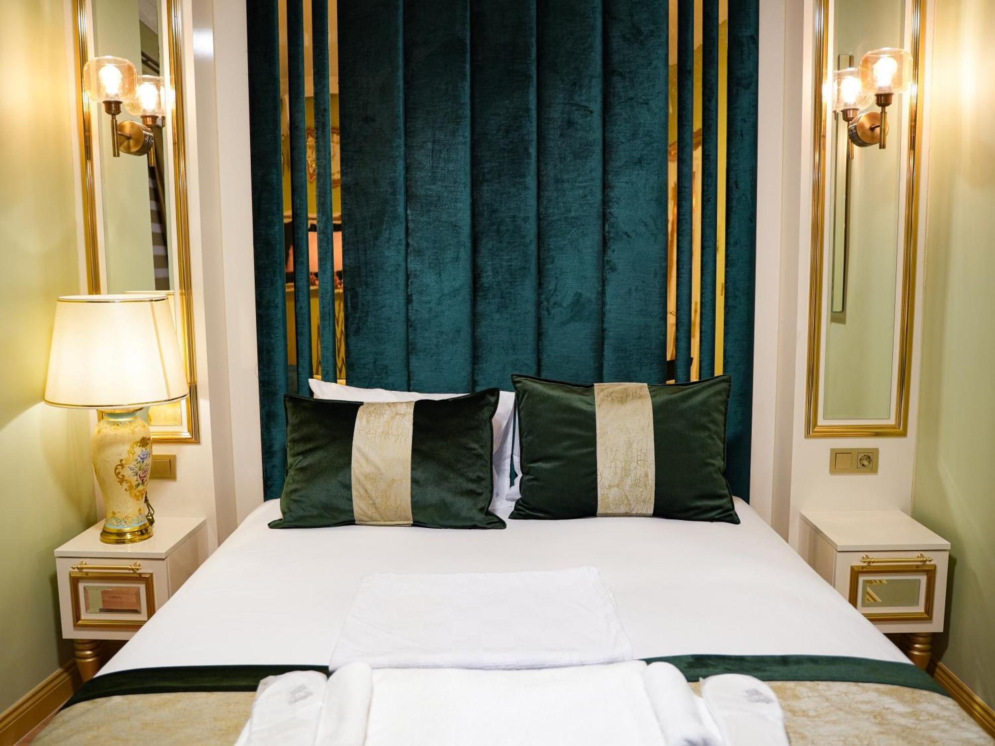 Whitemoon Hotel Suites Taksim Istanbulská provincie Exteriér fotografie
