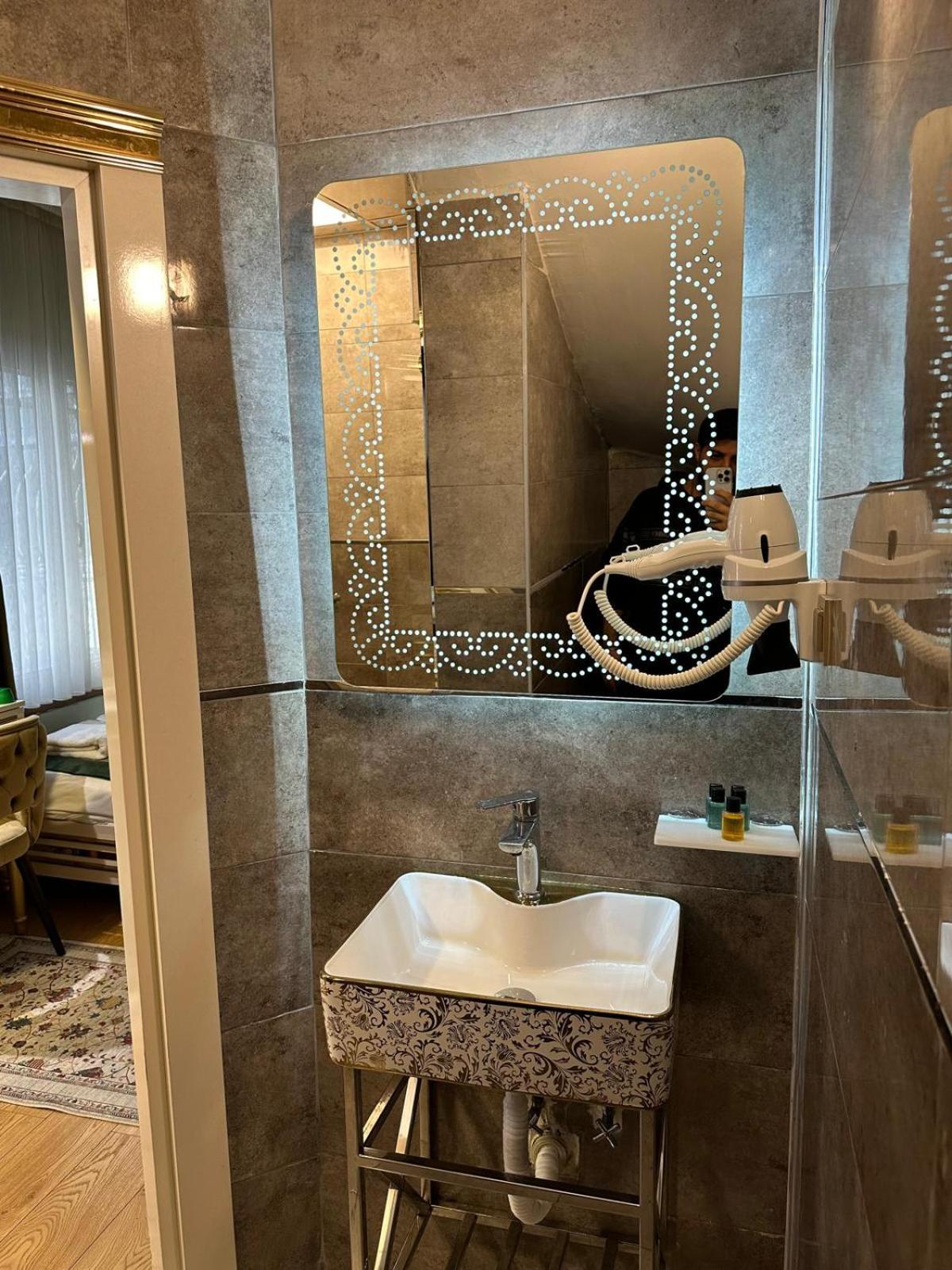 Whitemoon Hotel Suites Taksim Istanbulská provincie Exteriér fotografie